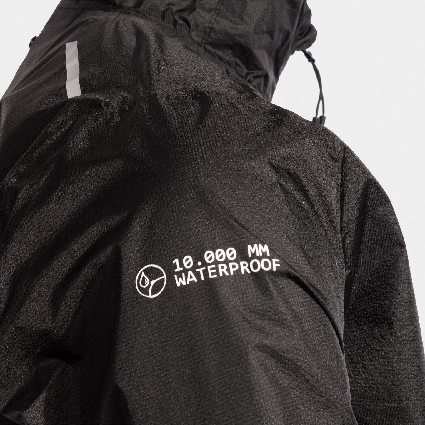 Chaqueta impermeable técnica – Trail Running, Senderismo y Ciudad