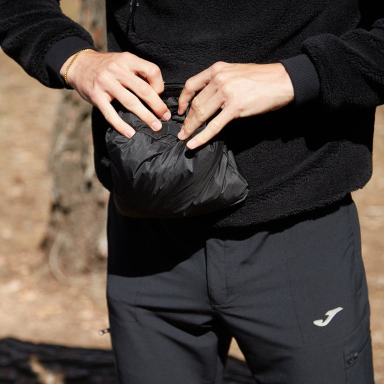 Poncho Explorer III para senderismo y outdoor de Joma