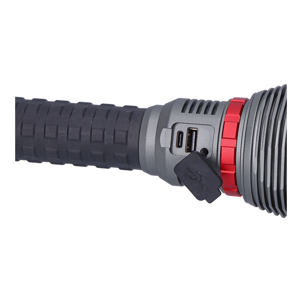 Linterna Led alta potencia de 18.000 Lúmenes.