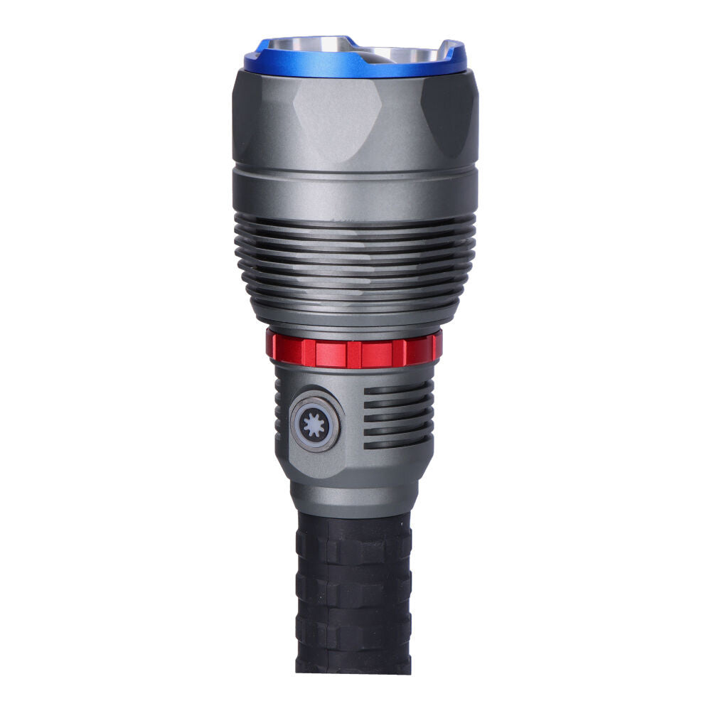 Linterna Led alta potencia de 18.000 Lúmenes.