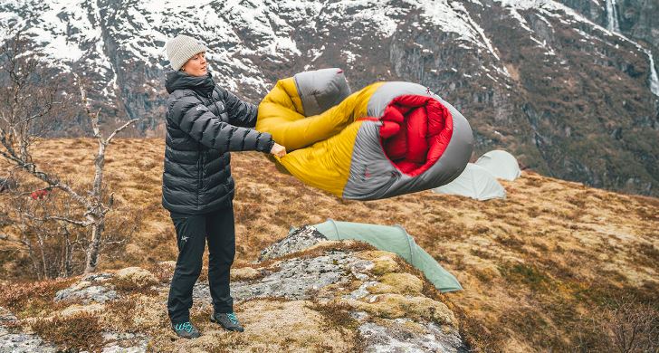 Saco de dormir plumón de pato hidrófugo Robens Couloir 350 -4°C, 795g de peso