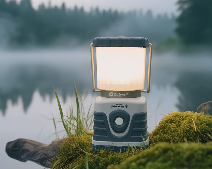Farol de camping outdoor Outwell Carnelian 1000 lumenes.