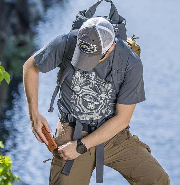 Gorra Helikontex trucker NORTHVIVOR