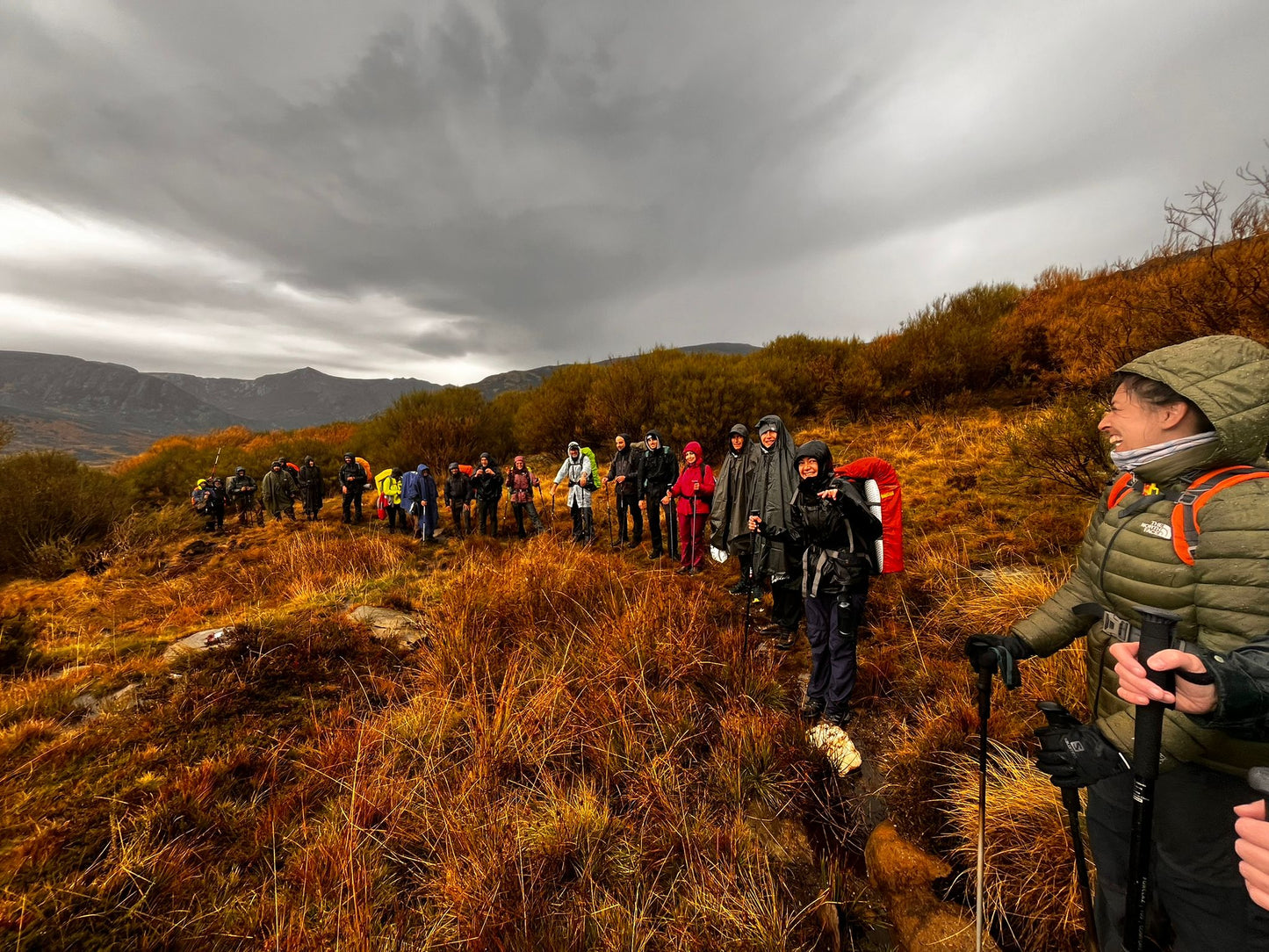 Subida a Peña Trevinca. Curso práctico de senderismo seguro y vivac en media Montaña. (30 -31 Mayo)