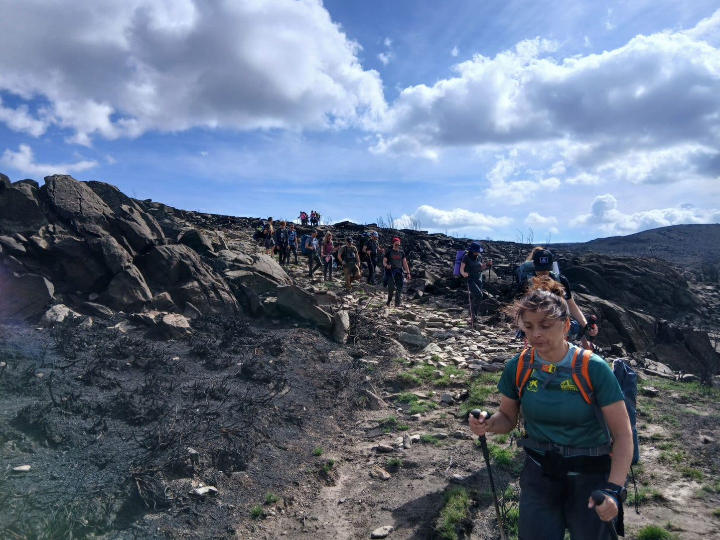 Subida a Peña Trevinca. Curso práctico de senderismo seguro y vivac en media Montaña. (30 -31 Mayo)