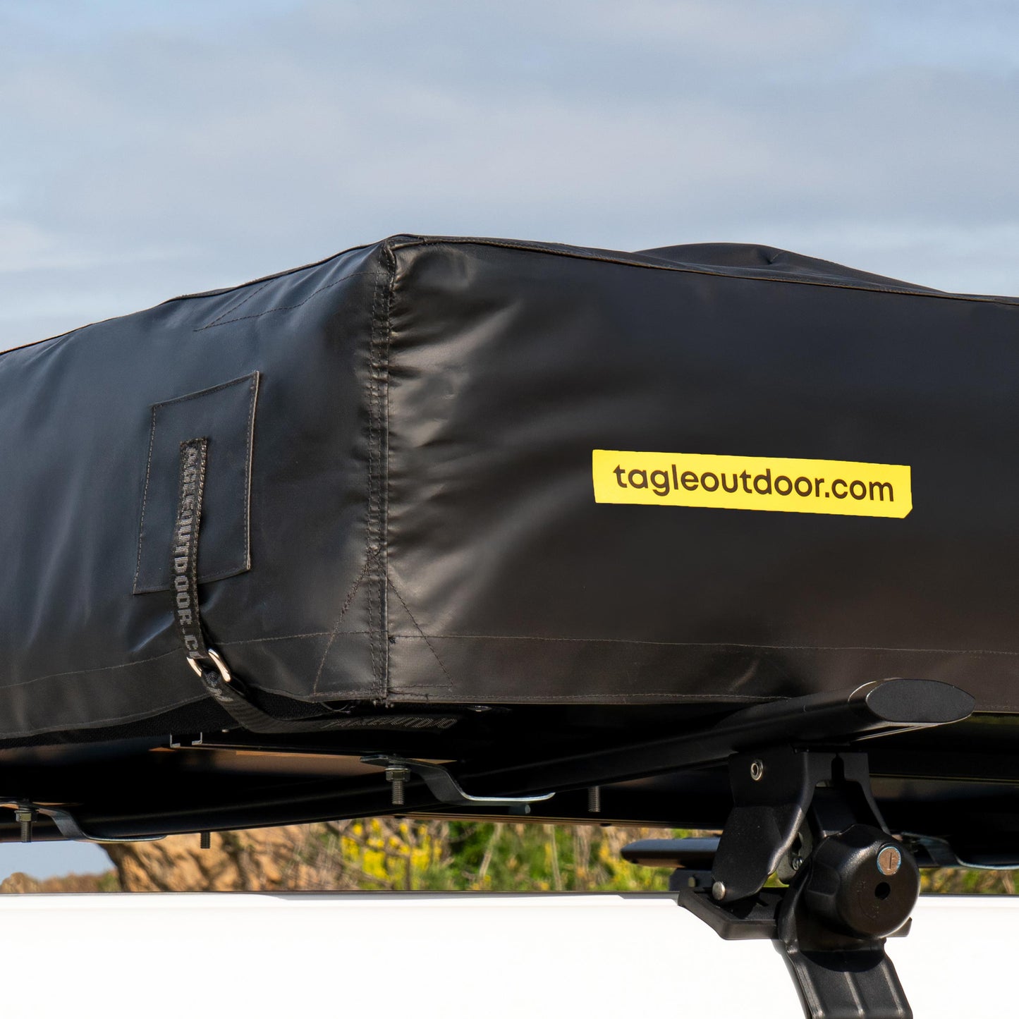 Tienda de techo para vehiculos Somo Lite de Tagle