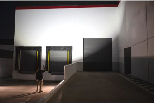 Linterna led alta potencia 8000 Lumenes recargable Coast XP40R