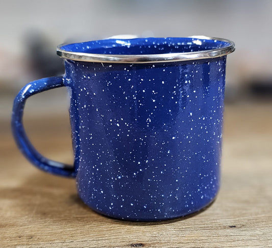Taza de camping y senderismo esmaltada.