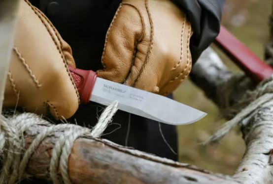 Cuchillo Morakniv Kansbol Dala Red Edición especial