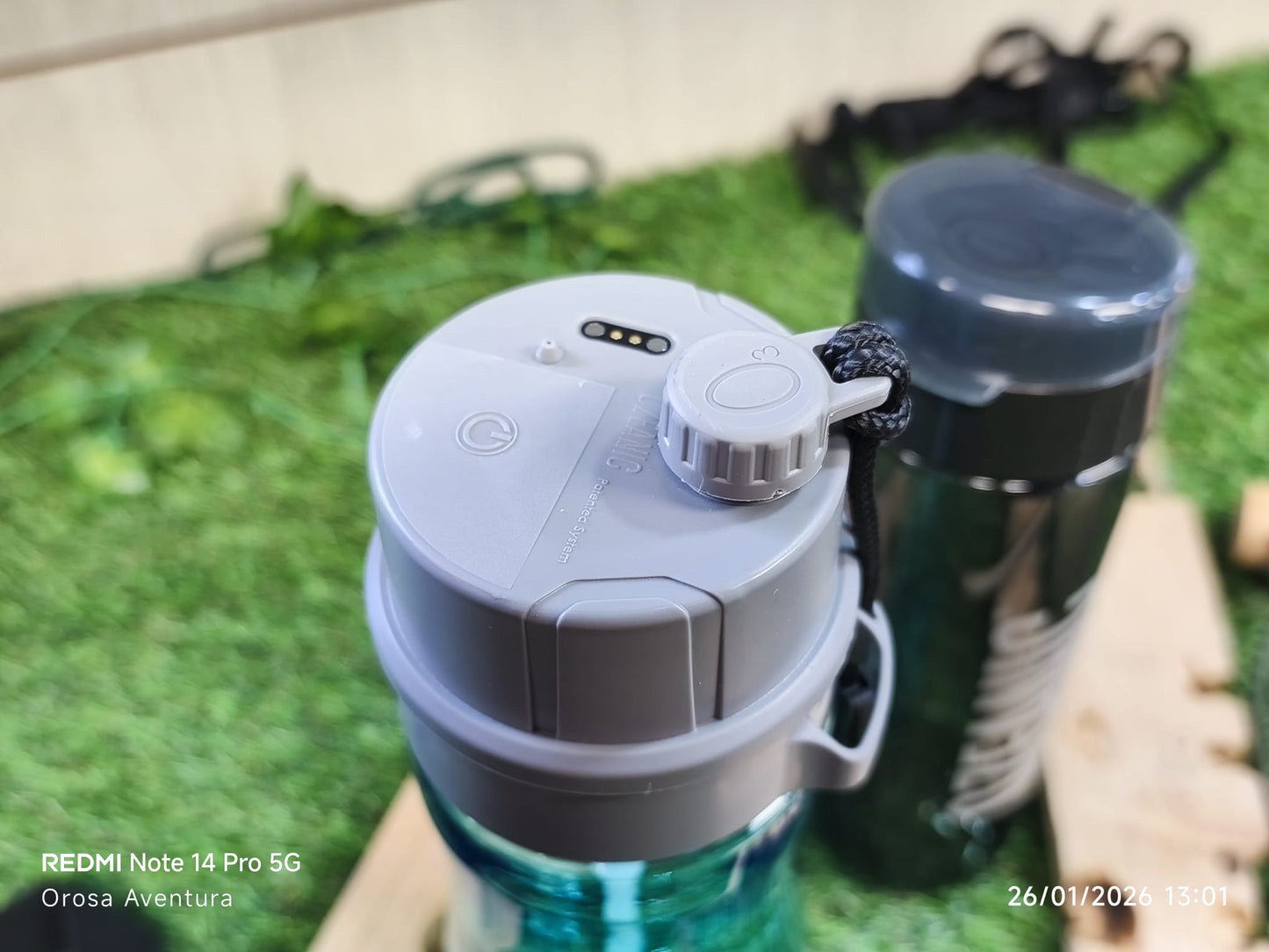 Botella Potabilizadora de agua por Ozono Ozeanic