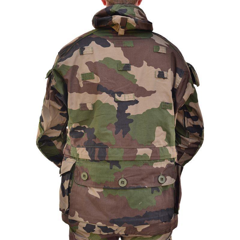 Chaqueta militar camuflaje con tiras Molle en espalda NORTHVIVOR